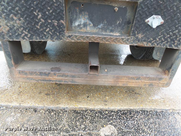 image for item DB7164 1994 Ford F350 Crew Cab flatbed truck