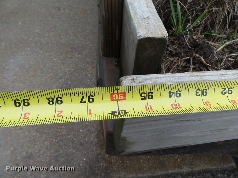 image for item DB7164 1994 Ford F350 Crew Cab flatbed truck