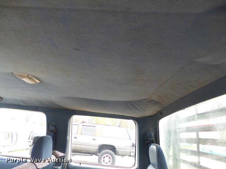 image for item DB7164 1994 Ford F350 Crew Cab flatbed truck