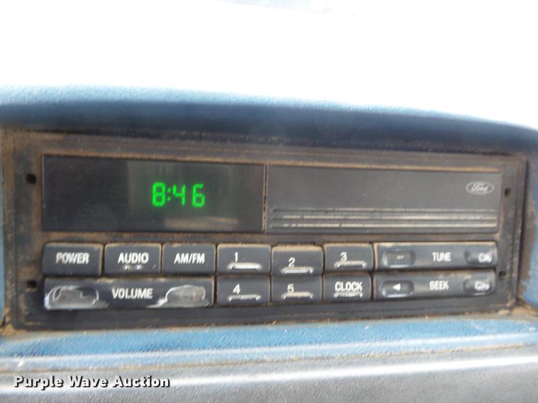 image for item DB7164 1994 Ford F350 Crew Cab flatbed truck