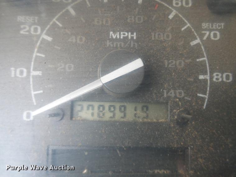 image for item DB7164 1994 Ford F350 Crew Cab flatbed truck