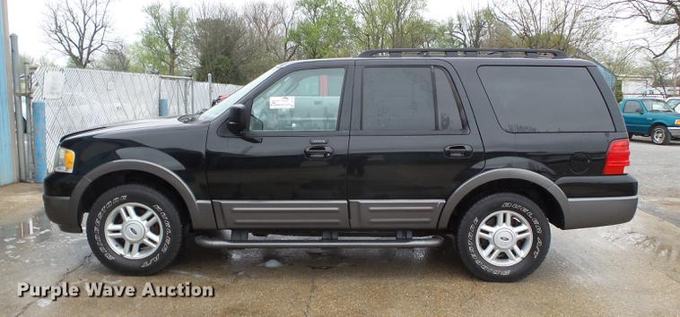 image for item DB7165 2005 Ford Expedition SUV