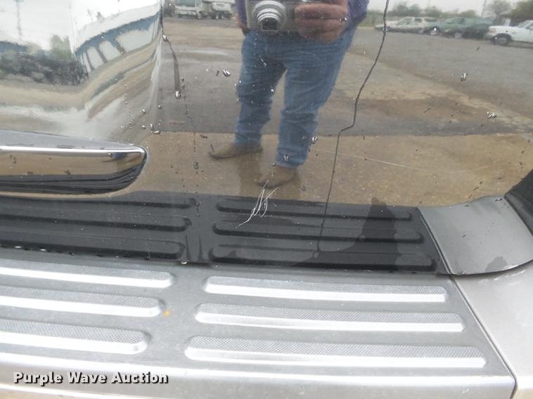 image for item DB7165 2005 Ford Expedition SUV