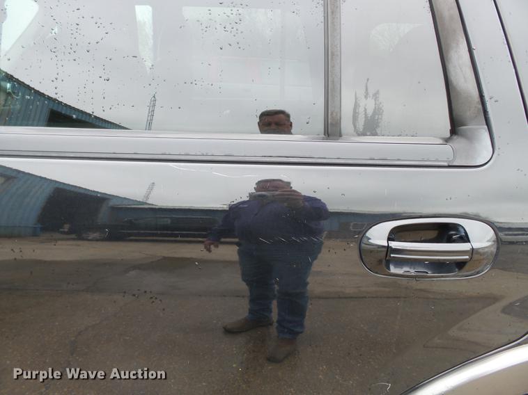 image for item DB7165 2005 Ford Expedition SUV