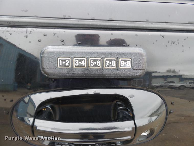 image for item DB7165 2005 Ford Expedition SUV