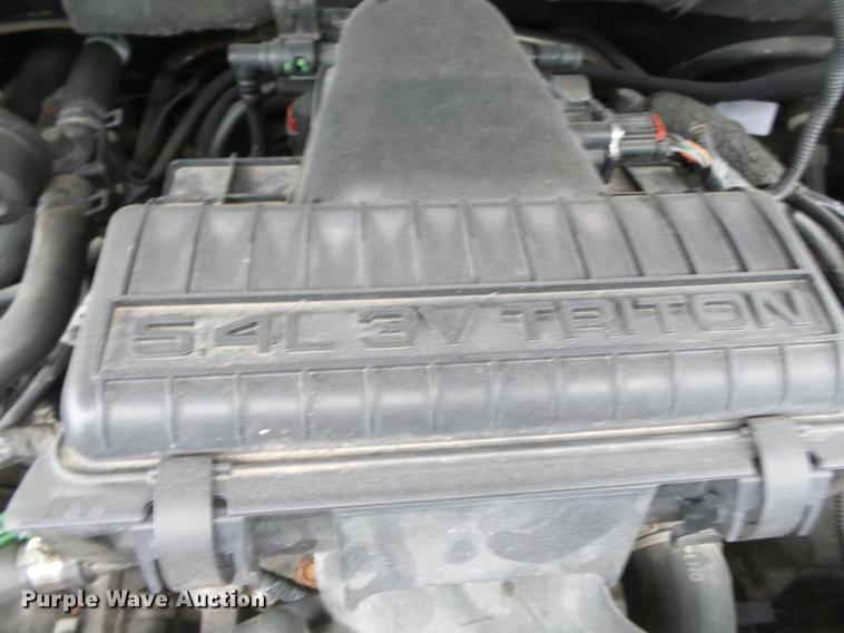 image for item DB7165 2005 Ford Expedition SUV