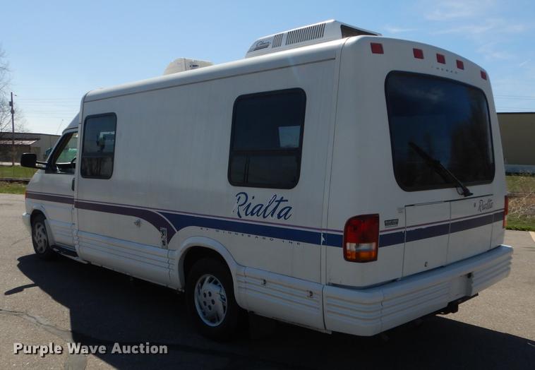 1995 Winnebago Rialta RV in Manhattan, KS Item DC0392 sold Purple Wave
