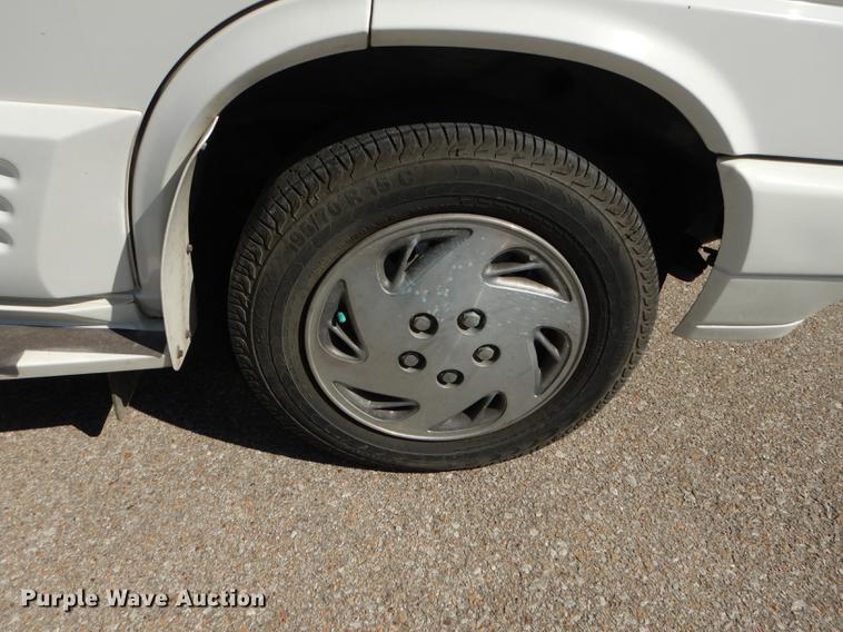 image for item DC0392 1995 Winnebago Rialta RV