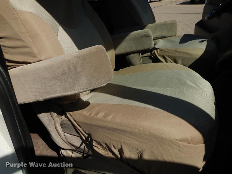 image for item DC0392 1995 Winnebago Rialta RV