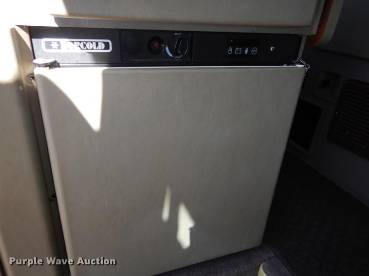 image for item DC0392 1995 Winnebago Rialta RV