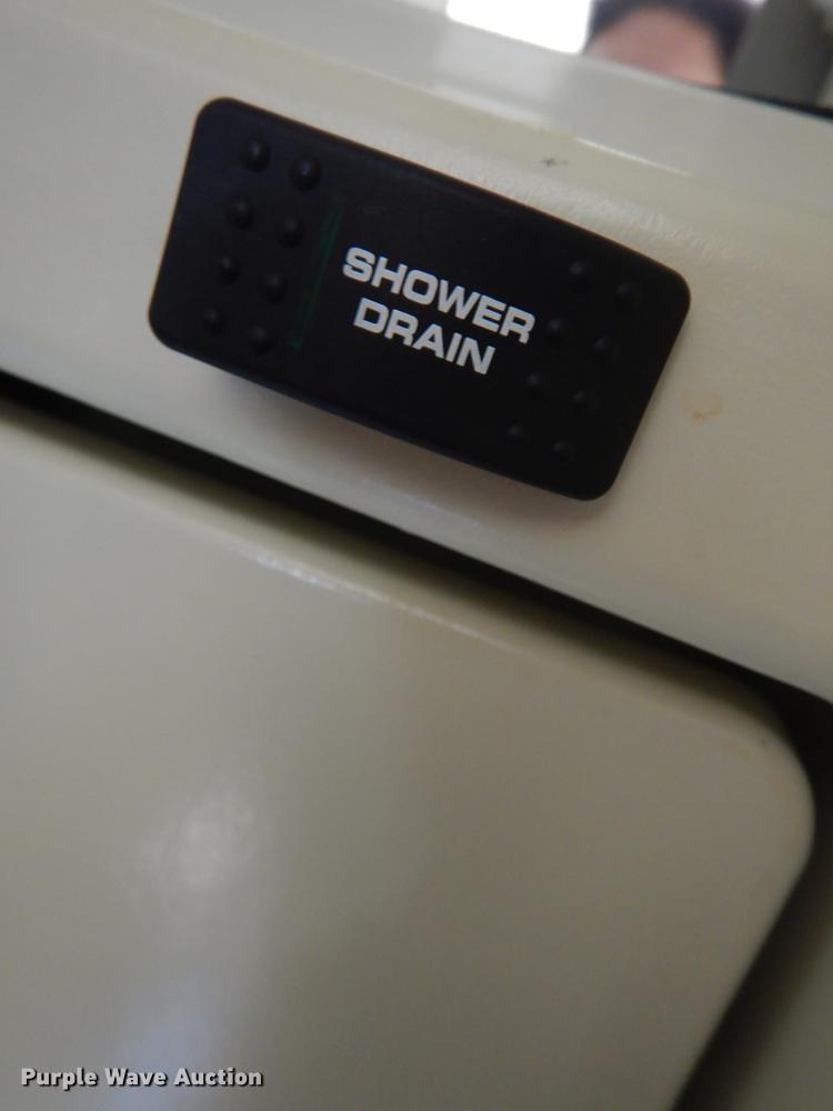 image for item DC0392 1995 Winnebago Rialta RV