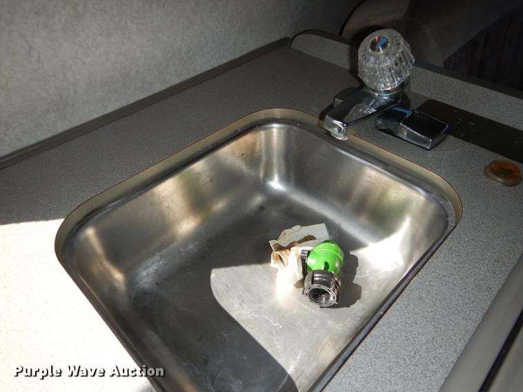 image for item DC0392 1995 Winnebago Rialta RV