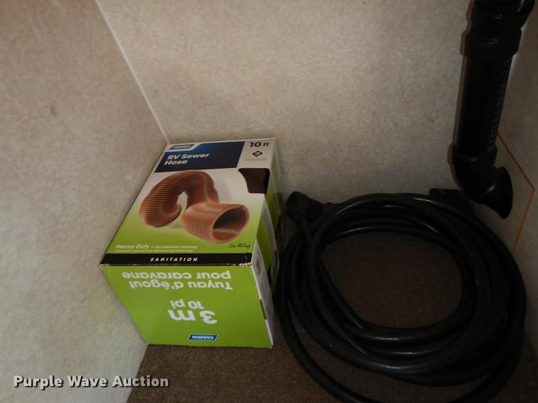 image for item DC0392 1995 Winnebago Rialta RV