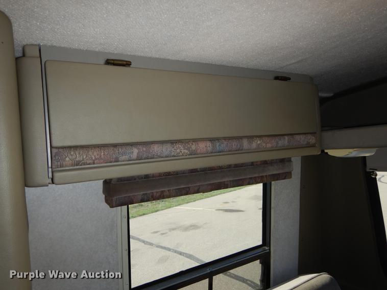 image for item DC0392 1995 Winnebago Rialta RV