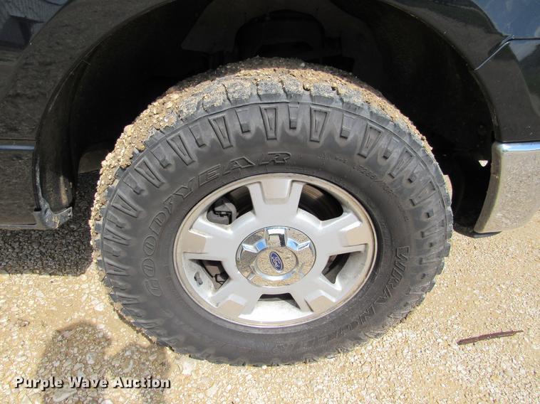 image for item DC2182 2013 Ford F150 SuperCrew pickup truck