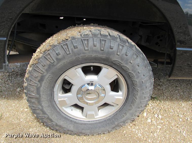 image for item DC2182 2013 Ford F150 SuperCrew pickup truck