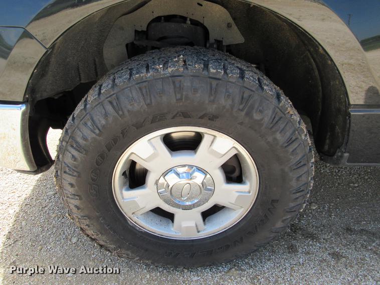 image for item DC2182 2013 Ford F150 SuperCrew pickup truck