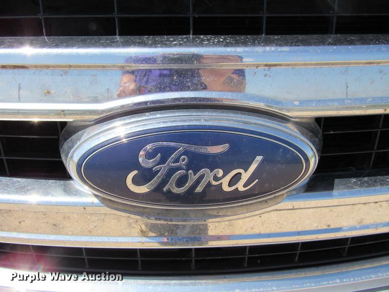 image for item DC2183 2013 Ford F150 SuperCrew pickup truck