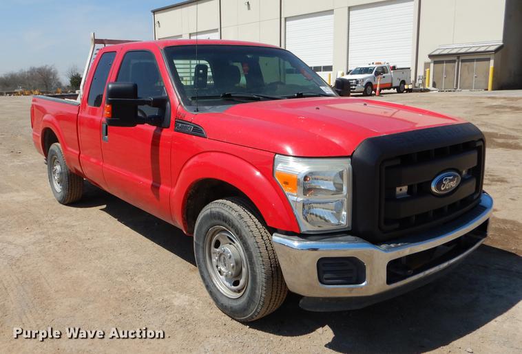 image for item DC2277 2011 Ford F250 Super Duty SuperCab pickup truck