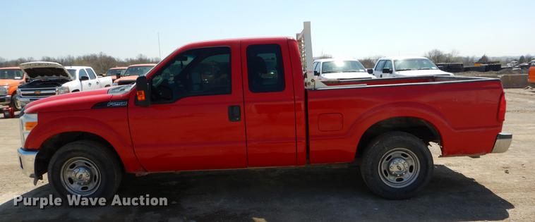 image for item DC2277 2011 Ford F250 Super Duty SuperCab pickup truck