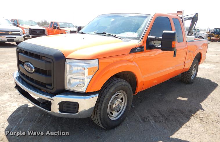 image for item DC2280 2014 Ford F250 Super Duty XL SuperCab pickup truck