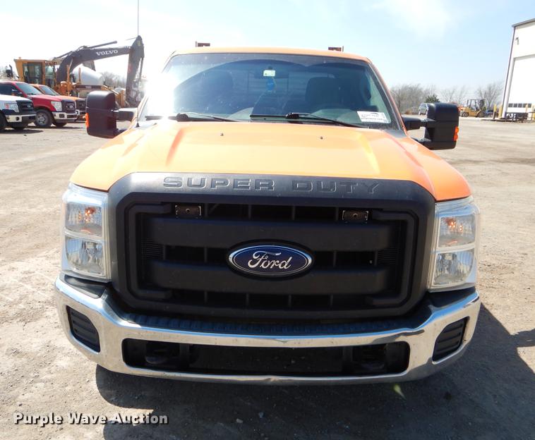 image for item DC2280 2014 Ford F250 Super Duty XL SuperCab pickup truck
