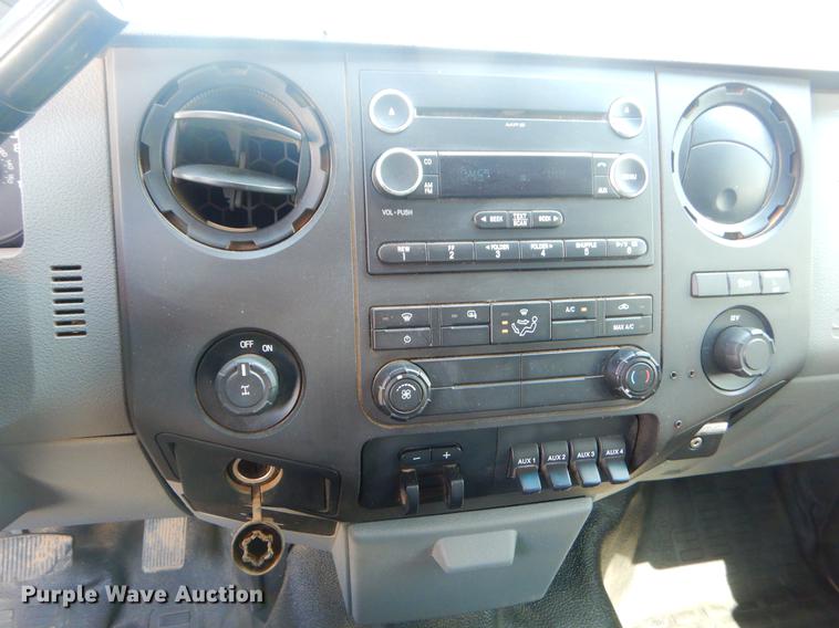 image for item DC2280 2014 Ford F250 Super Duty XL SuperCab pickup truck