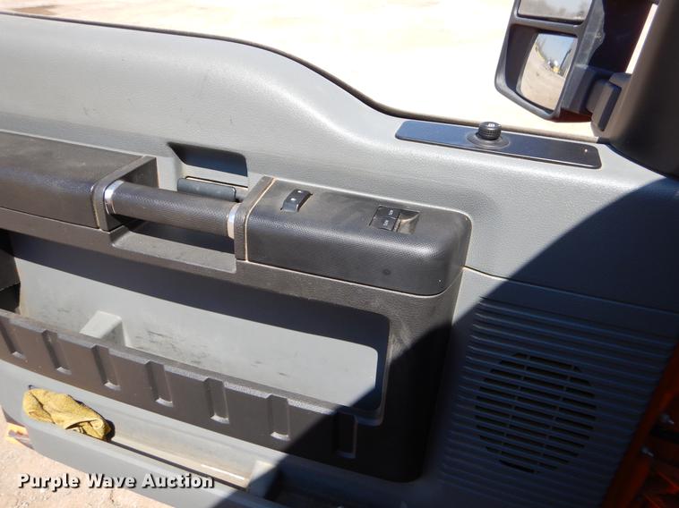 image for item DC2280 2014 Ford F250 Super Duty XL SuperCab pickup truck