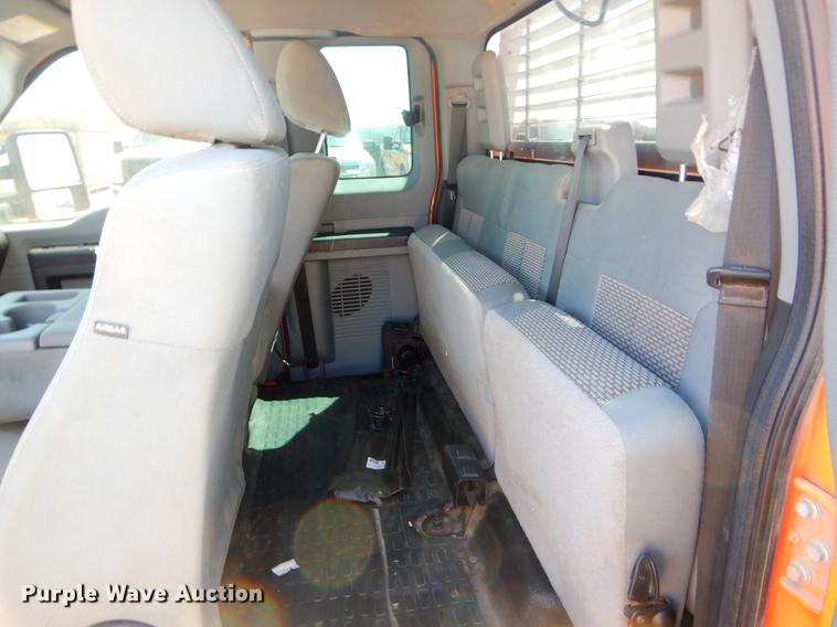 image for item DC2280 2014 Ford F250 Super Duty XL SuperCab pickup truck