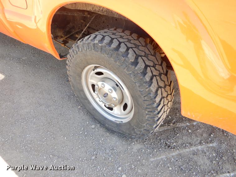 image for item DC2280 2014 Ford F250 Super Duty XL SuperCab pickup truck