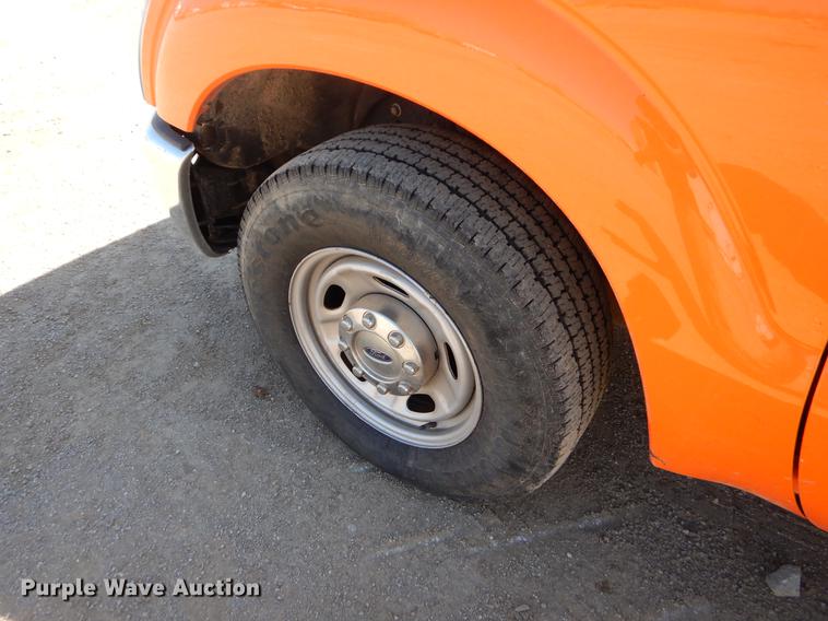 image for item DC2280 2014 Ford F250 Super Duty XL SuperCab pickup truck