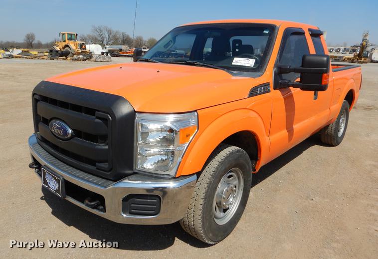 image for item DC2281 2013 Ford F250 Super Duty XL SuperCab pickup truck