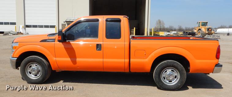 image for item DC2281 2013 Ford F250 Super Duty XL SuperCab pickup truck