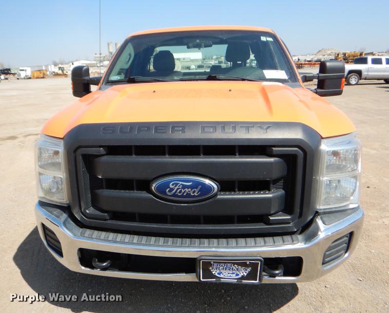 image for item DC2282 2013 Ford F250 Super Duty XL SuperCab pickup truck
