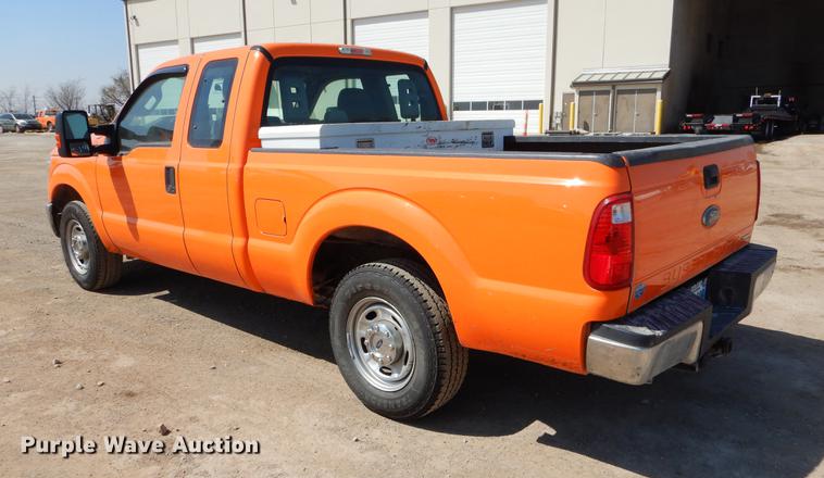 image for item DC2282 2013 Ford F250 Super Duty XL SuperCab pickup truck