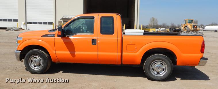 image for item DC2282 2013 Ford F250 Super Duty XL SuperCab pickup truck