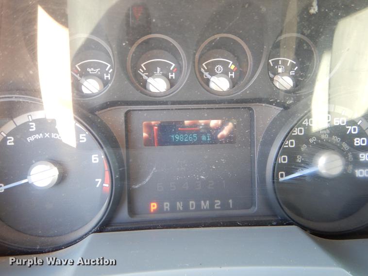 image for item DC2282 2013 Ford F250 Super Duty XL SuperCab pickup truck