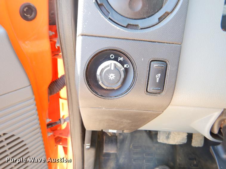 image for item DC2282 2013 Ford F250 Super Duty XL SuperCab pickup truck