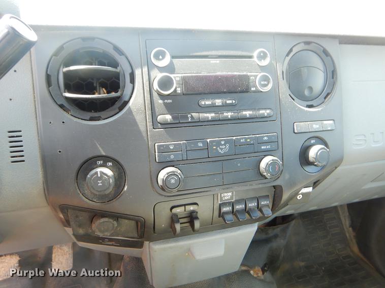 image for item DC2282 2013 Ford F250 Super Duty XL SuperCab pickup truck