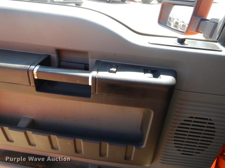 image for item DC2282 2013 Ford F250 Super Duty XL SuperCab pickup truck