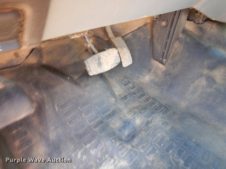 image for item DC2282 2013 Ford F250 Super Duty XL SuperCab pickup truck