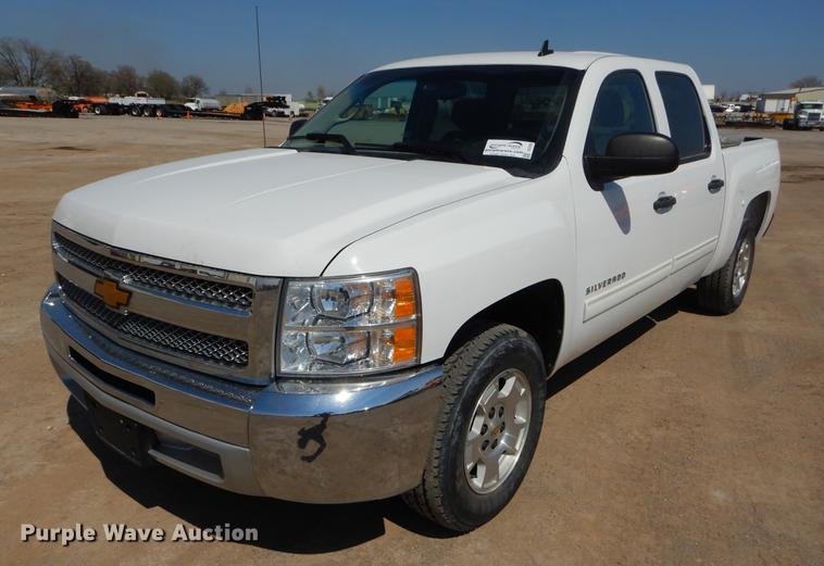 image for item DC2283 2013 Chevrolet Silverado 1500 Crew Cab pickup truck