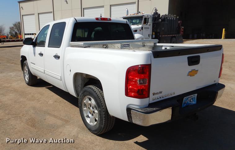 image for item DC2283 2013 Chevrolet Silverado 1500 Crew Cab pickup truck