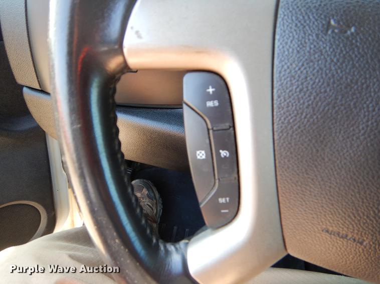 image for item DC2283 2013 Chevrolet Silverado 1500 Crew Cab pickup truck