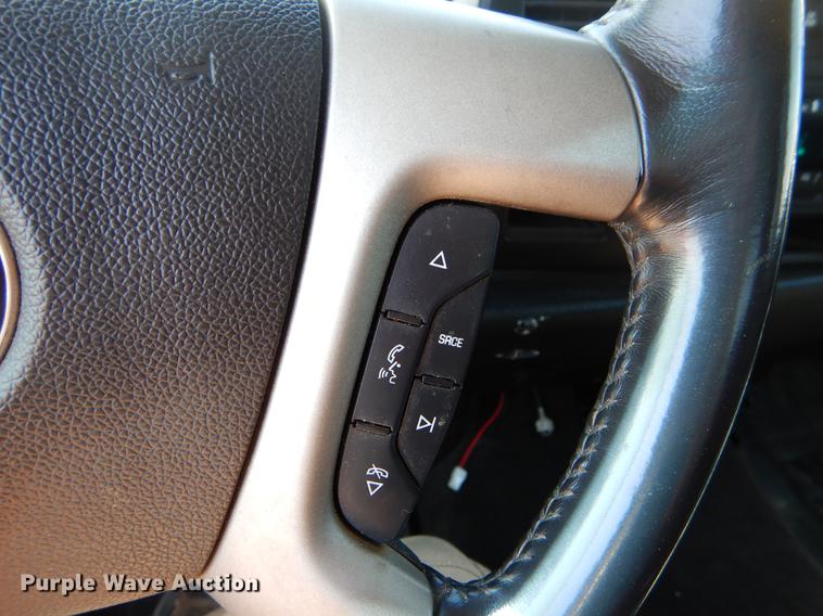 image for item DC2283 2013 Chevrolet Silverado 1500 Crew Cab pickup truck