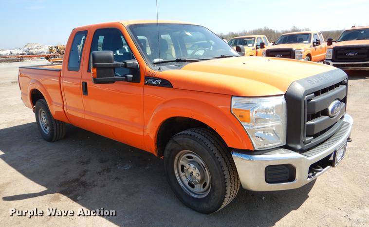 image for item DC2284 2013 Ford F250 Super Duty XL SuperCab pickup truck