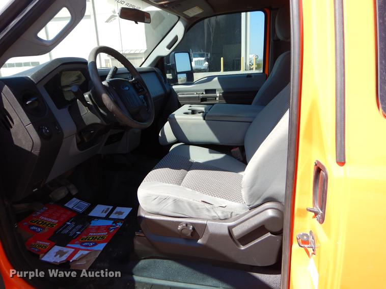 image for item DC2284 2013 Ford F250 Super Duty XL SuperCab pickup truck