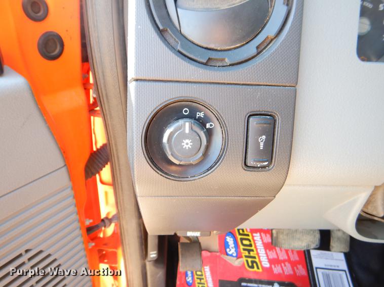 image for item DC2284 2013 Ford F250 Super Duty XL SuperCab pickup truck