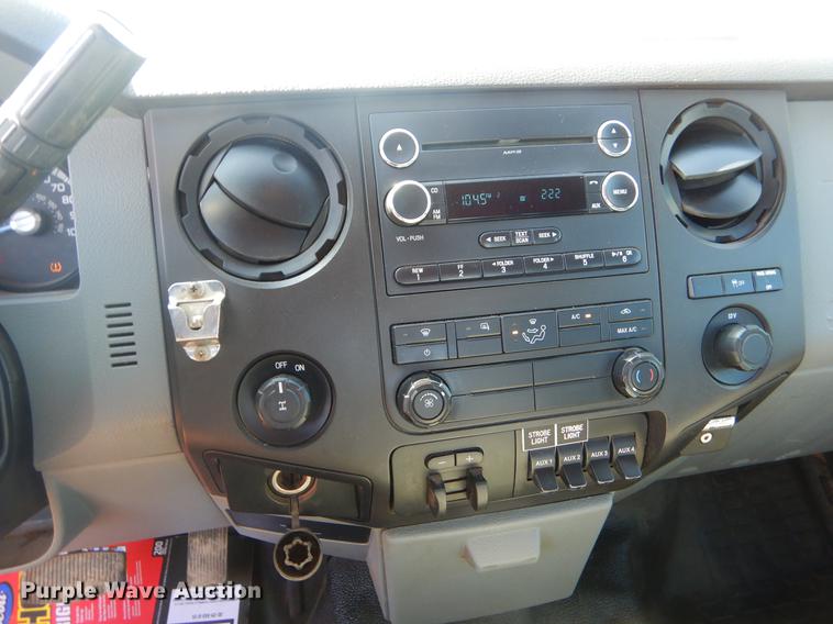 image for item DC2284 2013 Ford F250 Super Duty XL SuperCab pickup truck