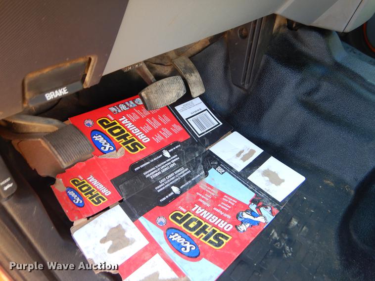 image for item DC2284 2013 Ford F250 Super Duty XL SuperCab pickup truck